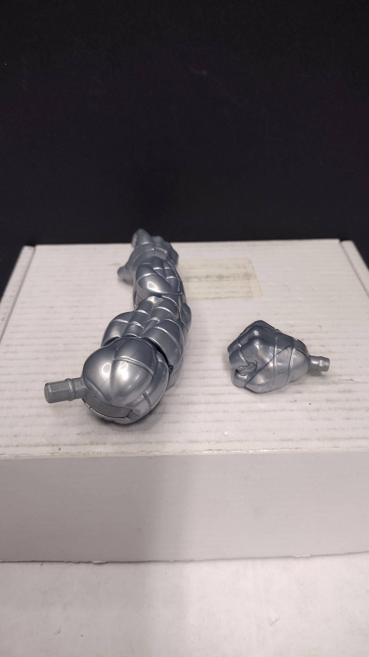 Title:  Marvel Legends Box BAF Right Arm & Extra Closed Fist Parts Hasbro 2026