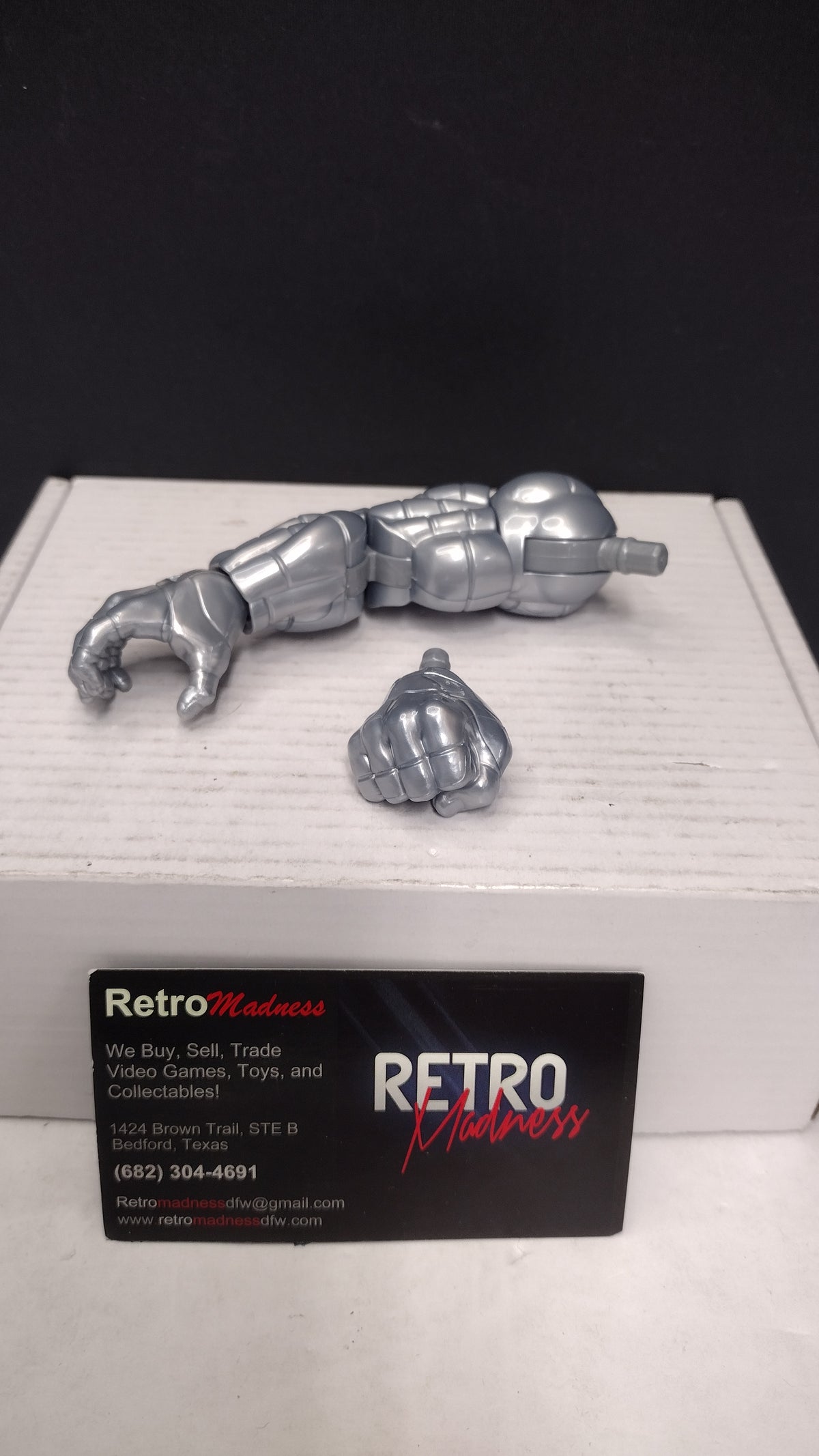 Title:  Marvel Legends Box BAF Right Arm & Extra Closed Fist Parts Hasbro 2026