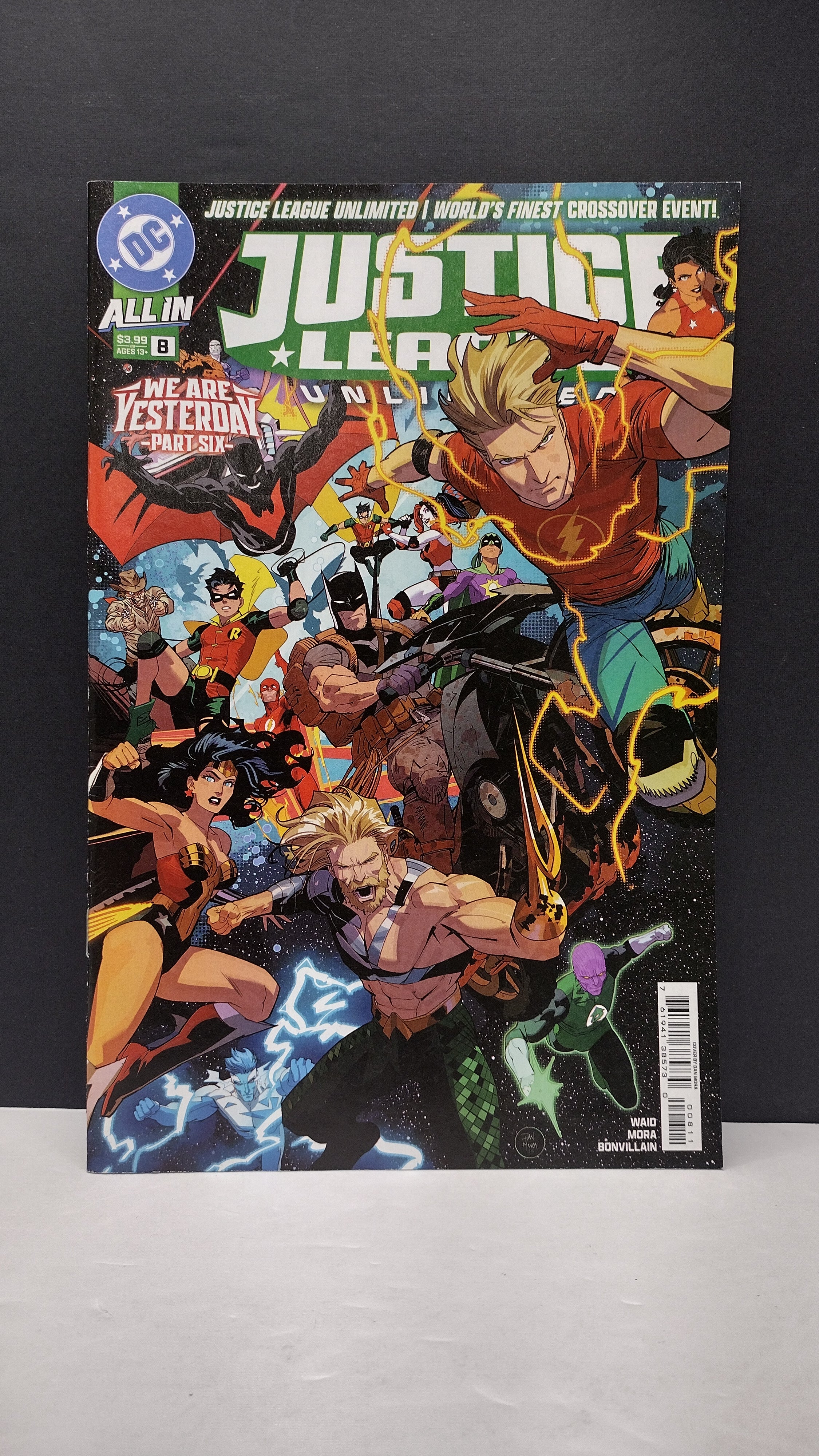 DC Comics Modern Era Lot – 4 Book Set - Lot G2 (Brand New / Unread)