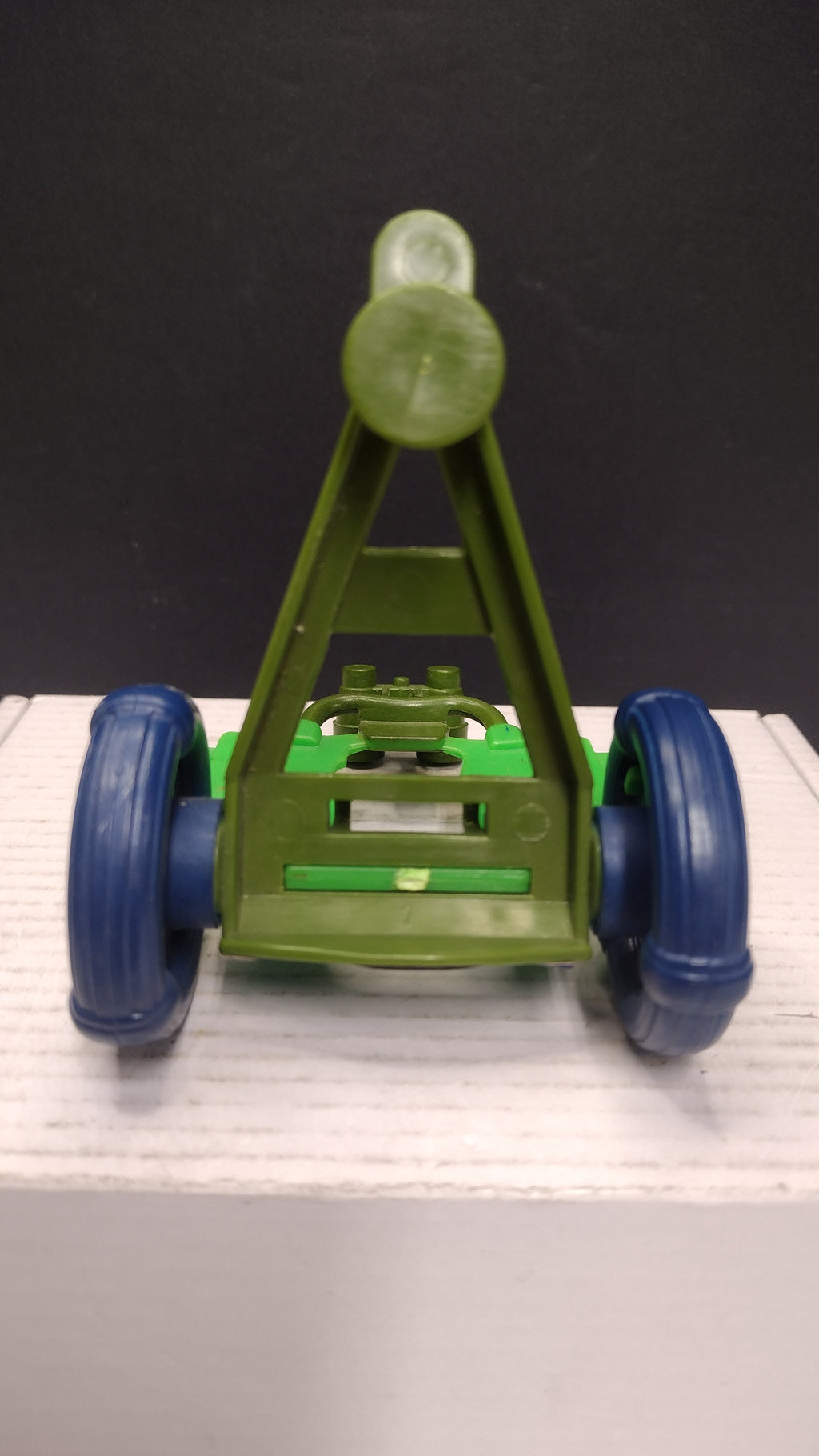 1990 TMNT Sewer Seltzer Cannon Vehicle Parts Wheelbase & Shield Portion