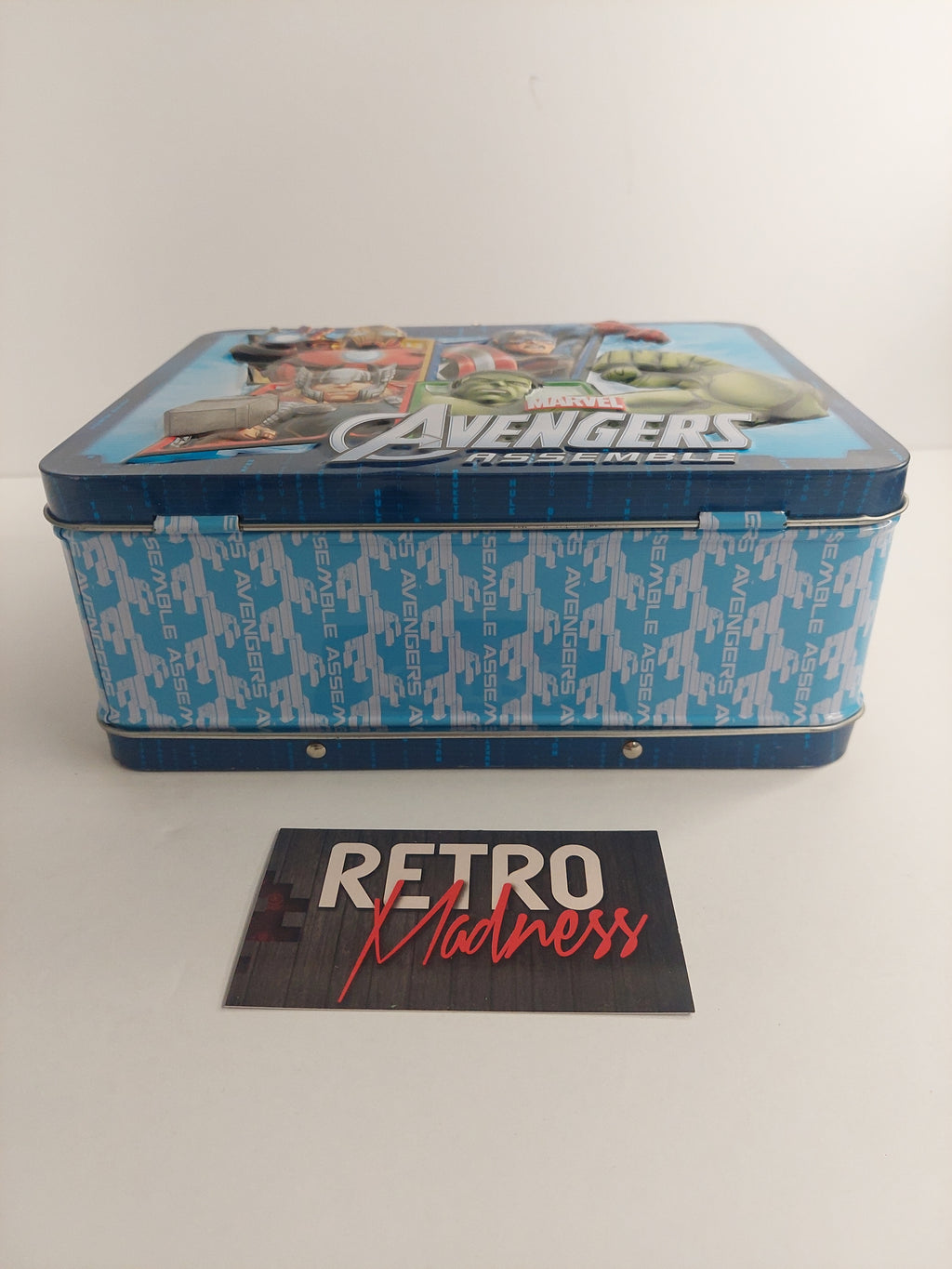 Marvel Avengers Assemble Collectible Tin Metal Lunch Box