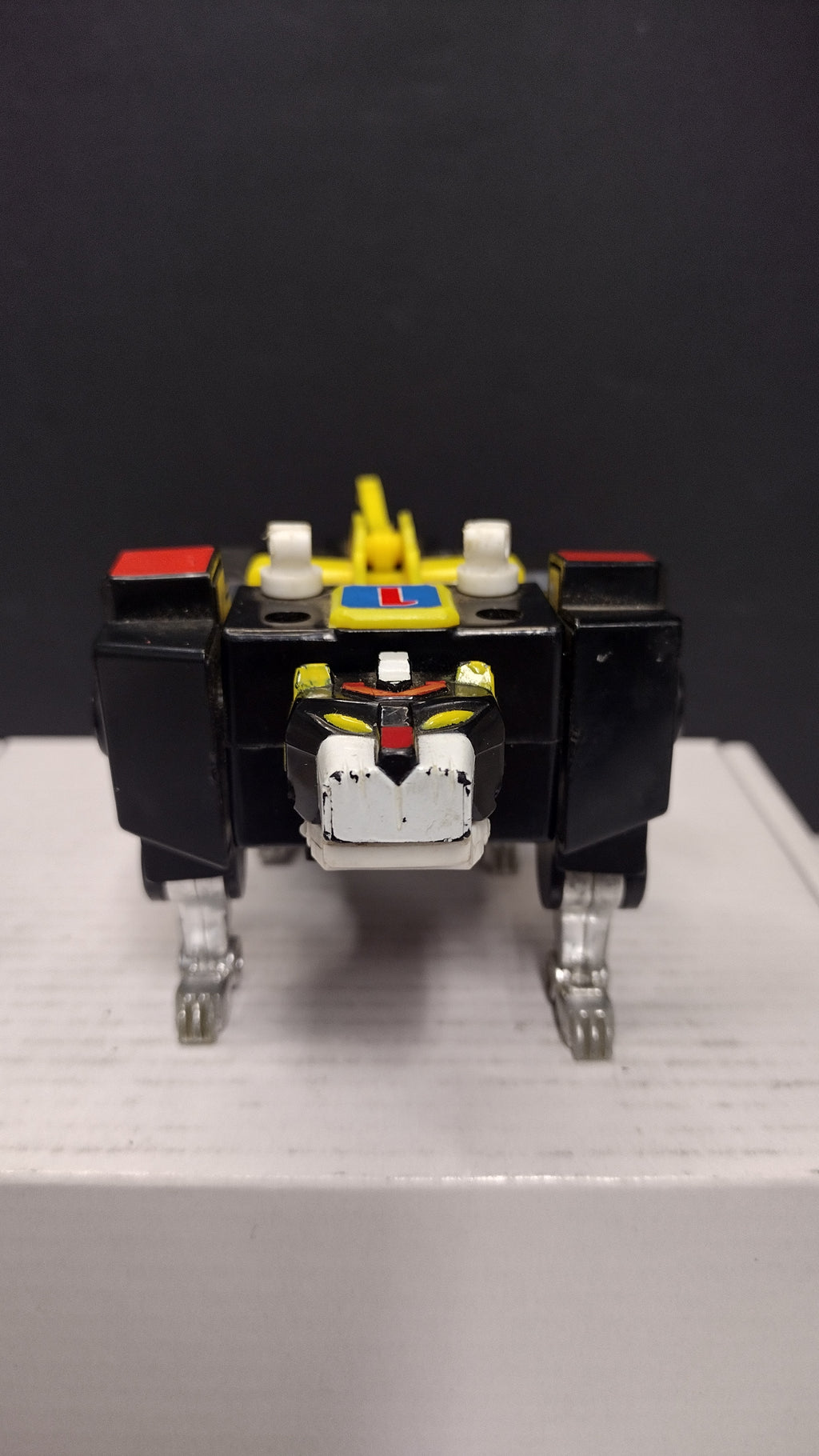 Vintage 1984 Voltron Black Lion Pull-Back Action Figure LJN Toys