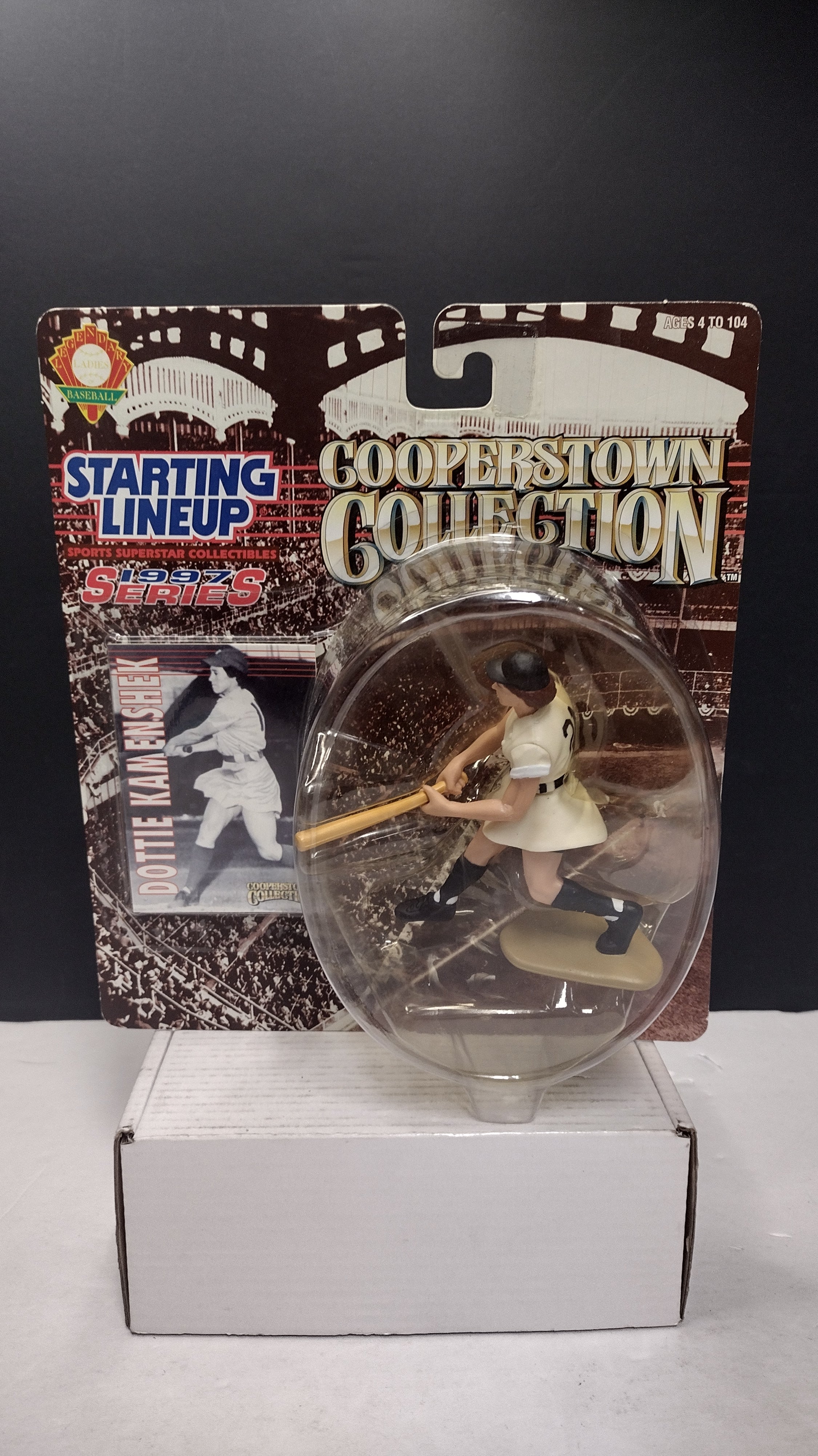 Vintage 1997 Cooperstown Collection Starting Lineup Dottie Kamenshek Figure (Kenner AAGPBL - Sealed on Card / Great Condition)