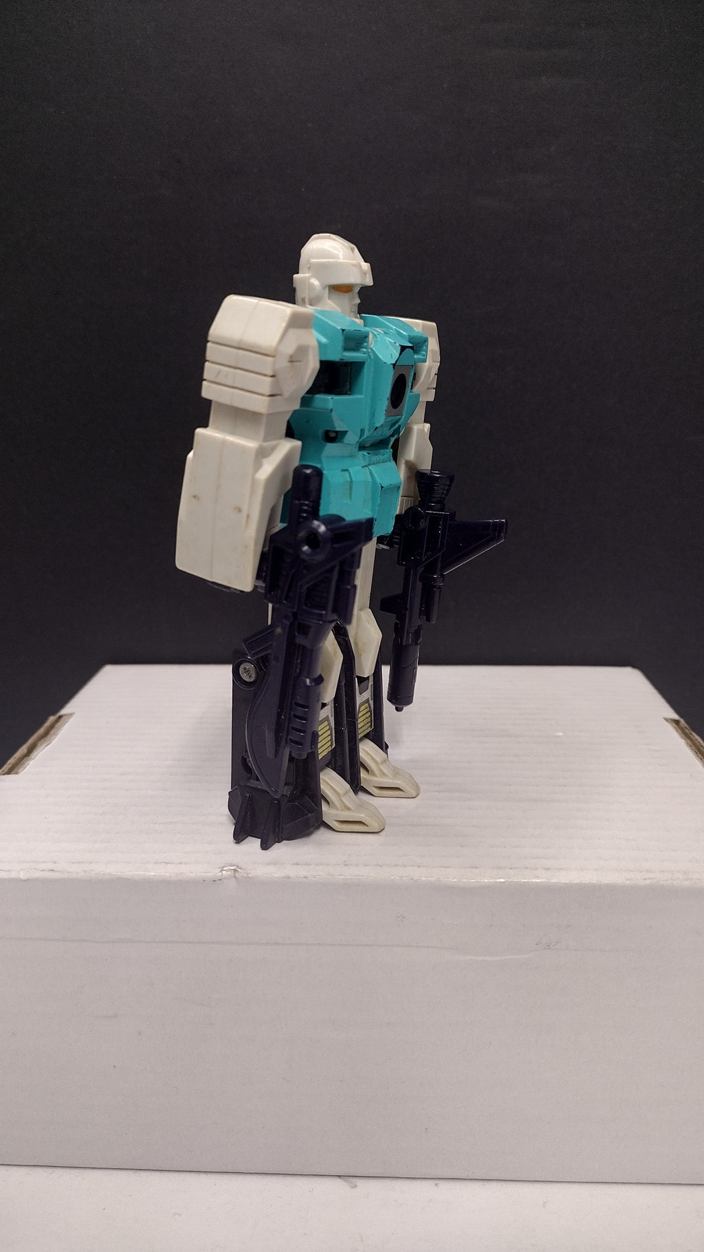 Vintage 1987 G1 Transformers: Decepticon Wingspan Action Figure – Loose Figure with Both Weapons (Missing Wings & Decals)