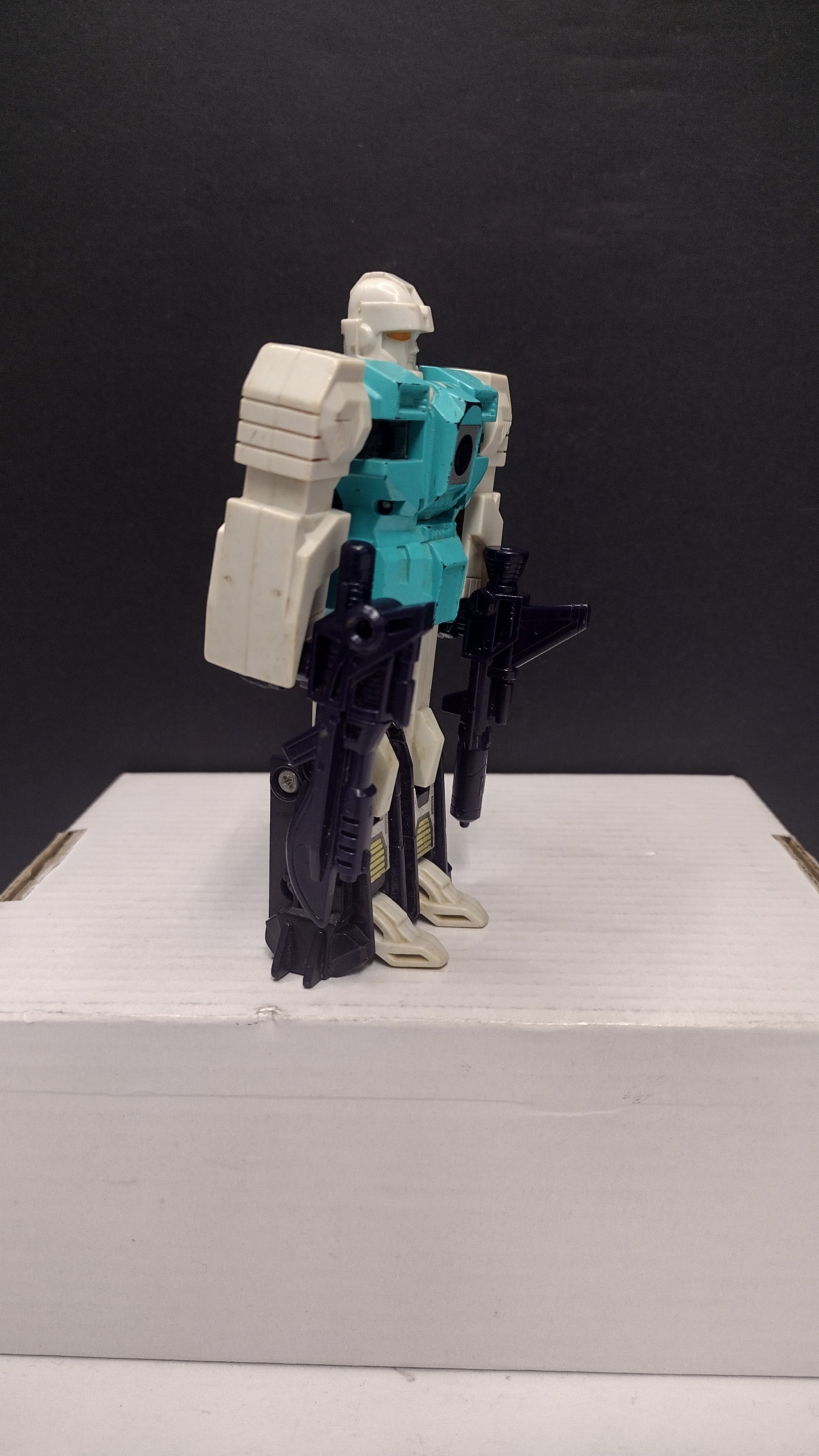 Vintage 1987 G1 Transformers: Decepticon Wingspan Action Figure – Loose Figure with Both Weapons (Missing Wings & Decals)