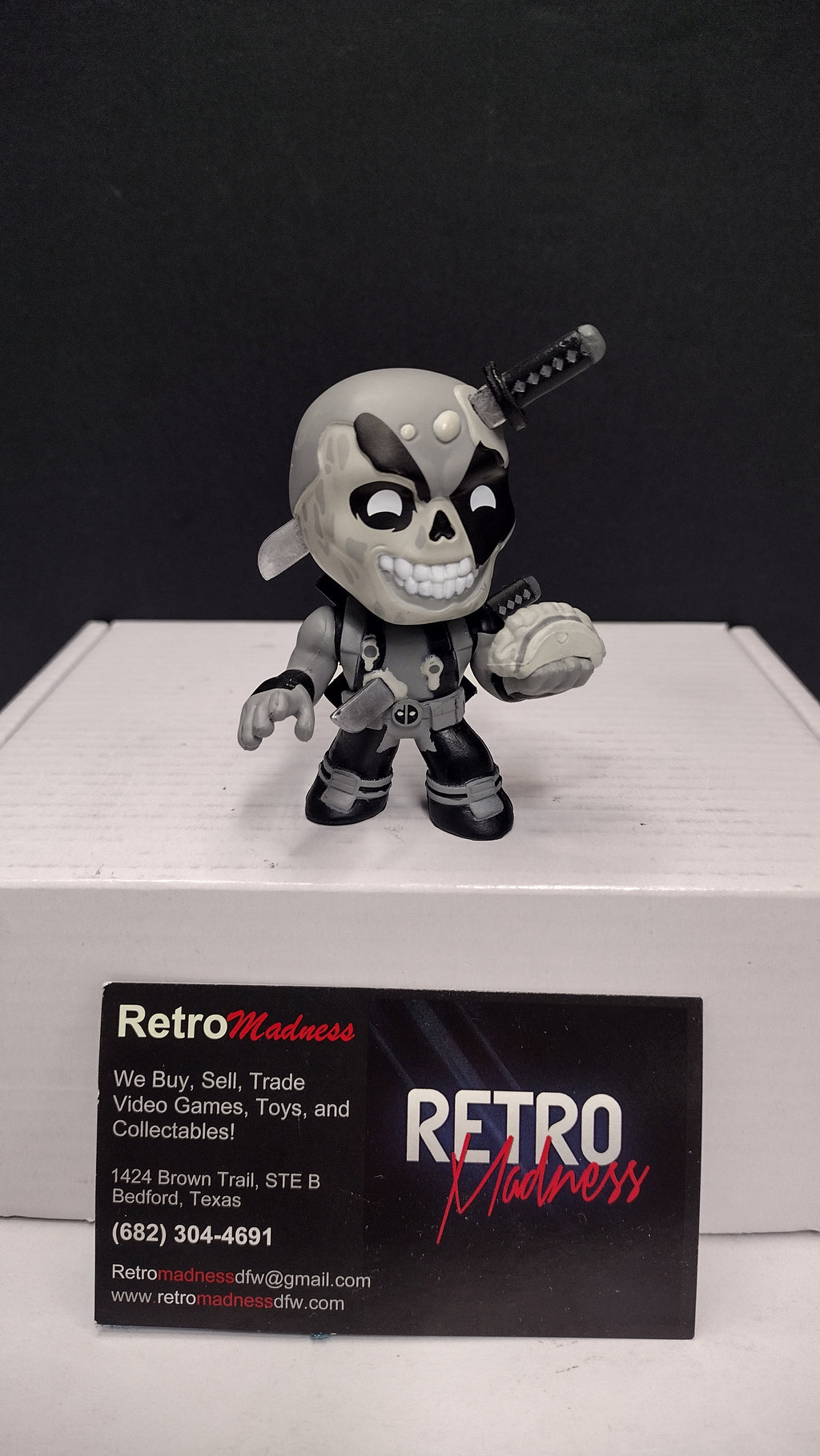 Funko Mystery Minis: Marvel Zombies – Greyscale Zombie Deadpool 2.5" Vinyl Micro Figure • Loose / Rare Variant