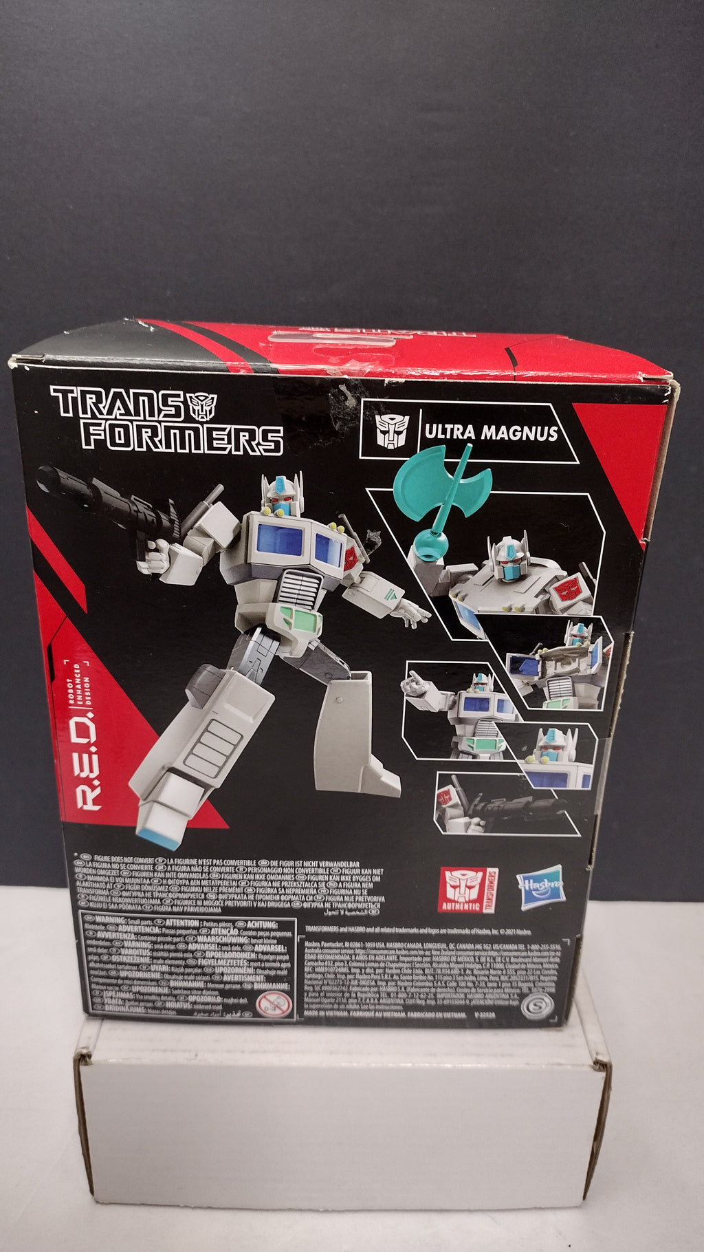 2021 Transformers R.E.D. Series Ultra Magnus 6" Figure (Open Box / Complete)