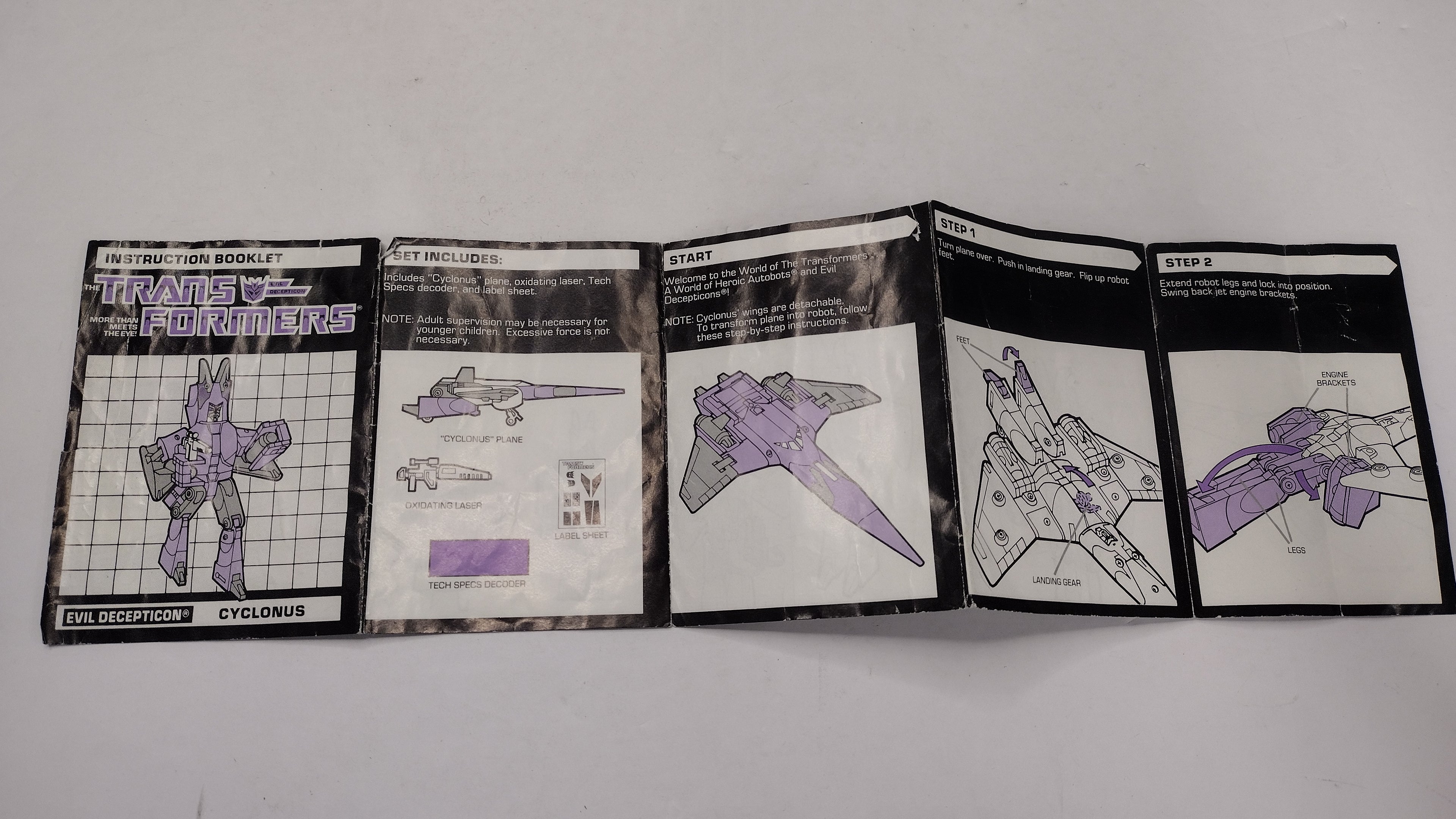 Vintage 1986 Original G1 Transformers Cyclonus - Instruction Booklet