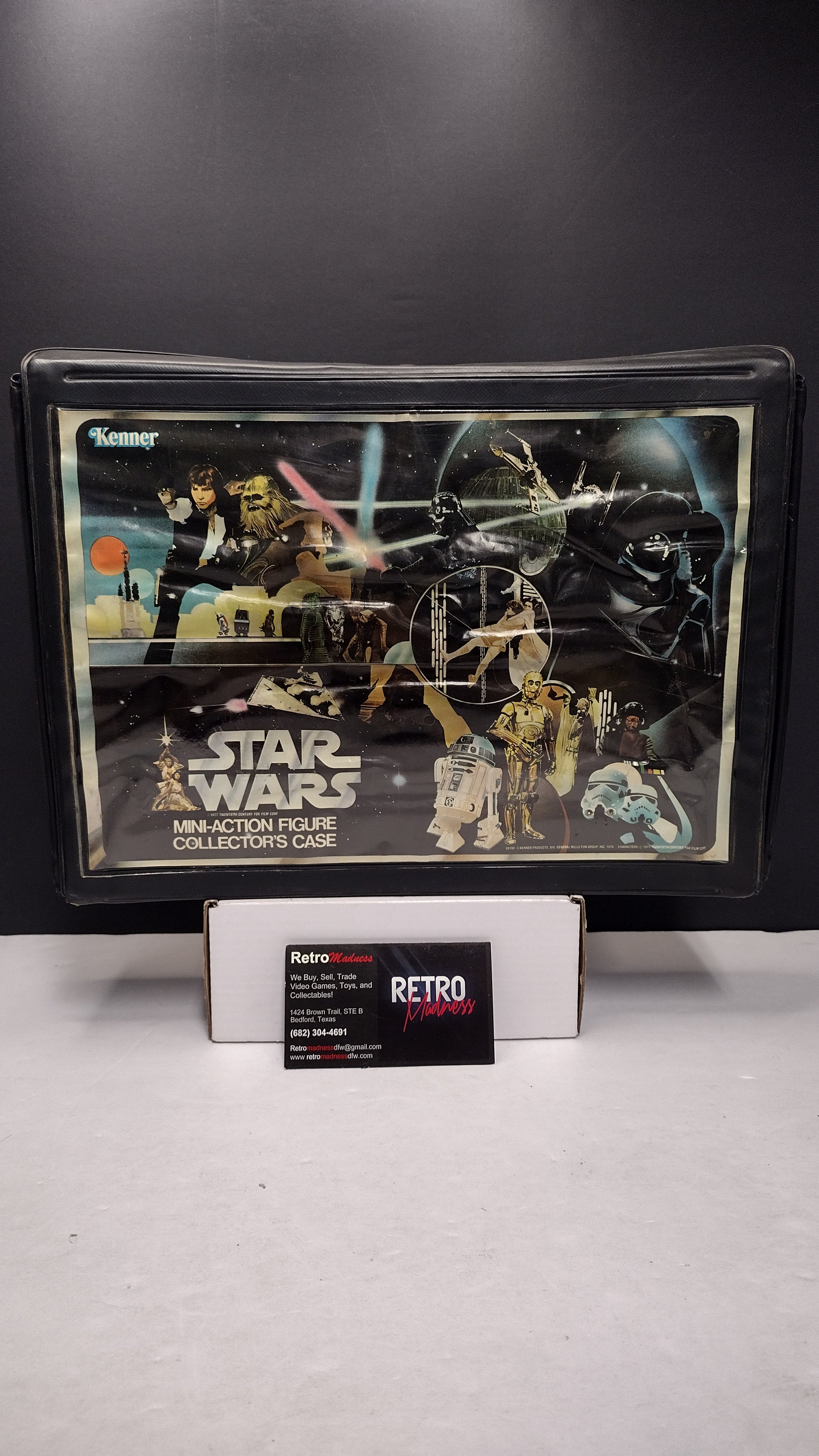 Vintage 1977 Kenner Star Wars Mini-Action Figure Collector's Case (Loose / Vinyl Case with Both Trays)