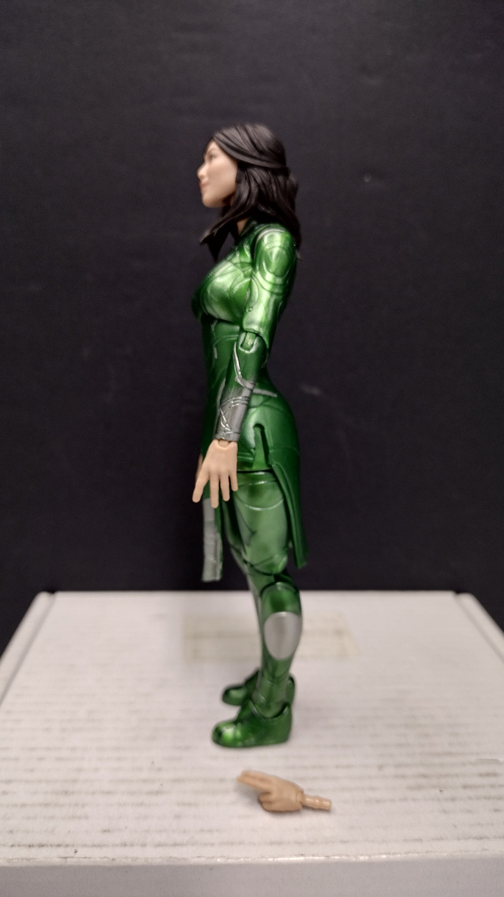 Marvel Legends Series MCU Eternals Sersi 6-Inch Action Figure (Loose w/ 1 Extra Hand)