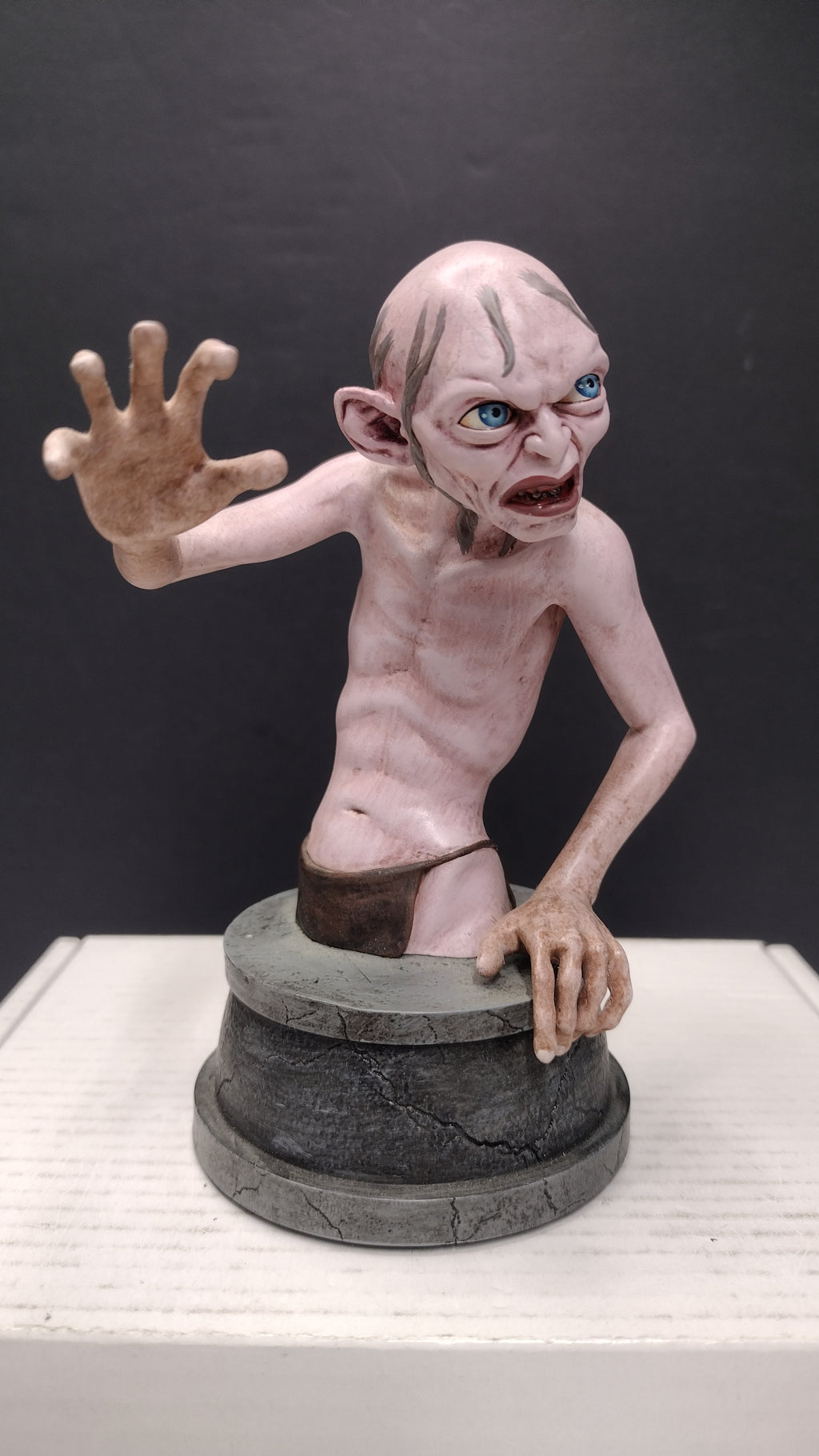 Gentle Giant Lord of the Rings / The Hobbit Gollum Mini-Bust (Limited Edition #260 of 900 - Great Condition)