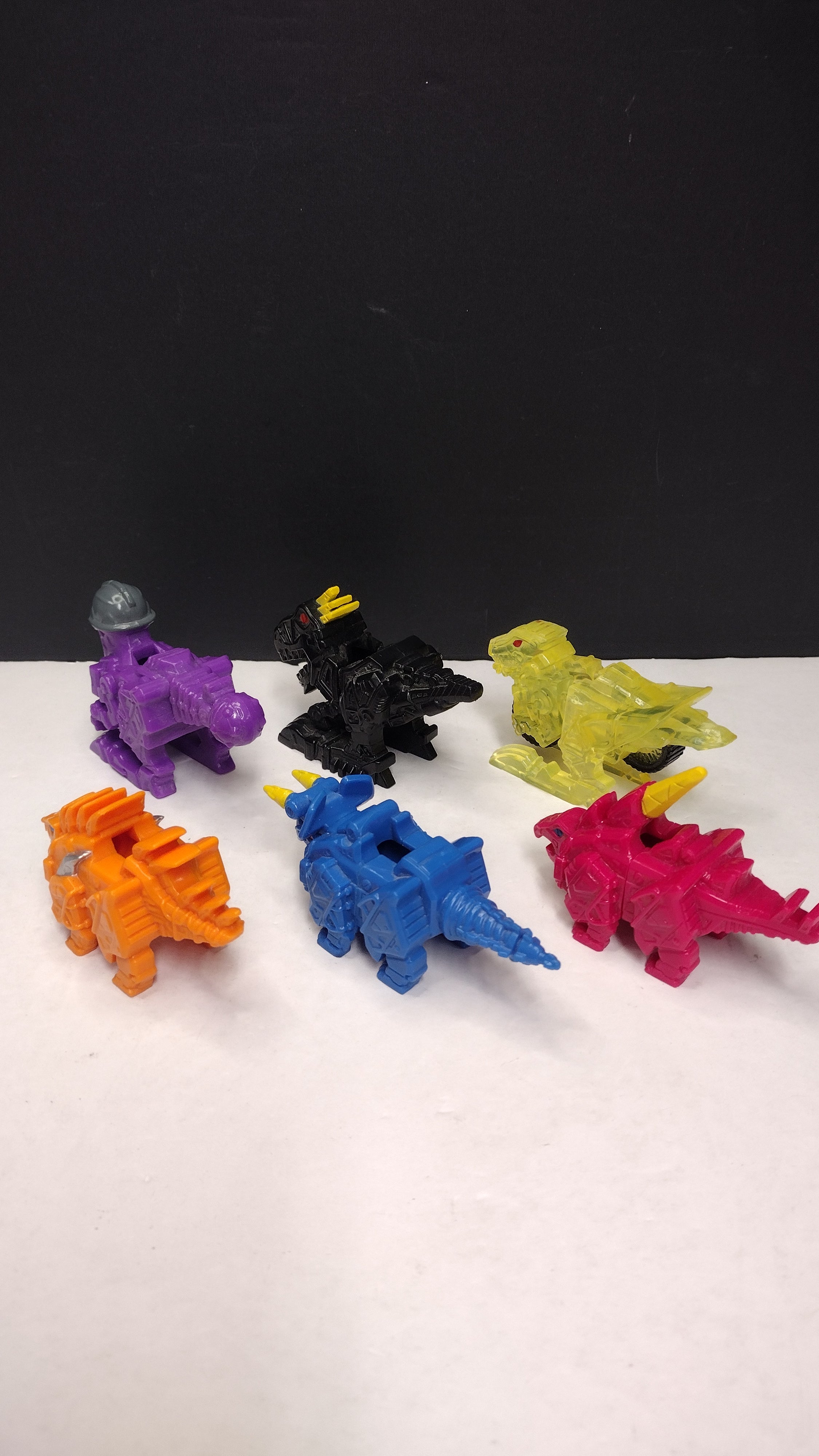 Lot of 6 Power Rangers Dino Charge Dinosaur Attachments (Bandai 2015/2016 - Dinosaur Figures Only / No Charger Batteries - Excellent Condition)