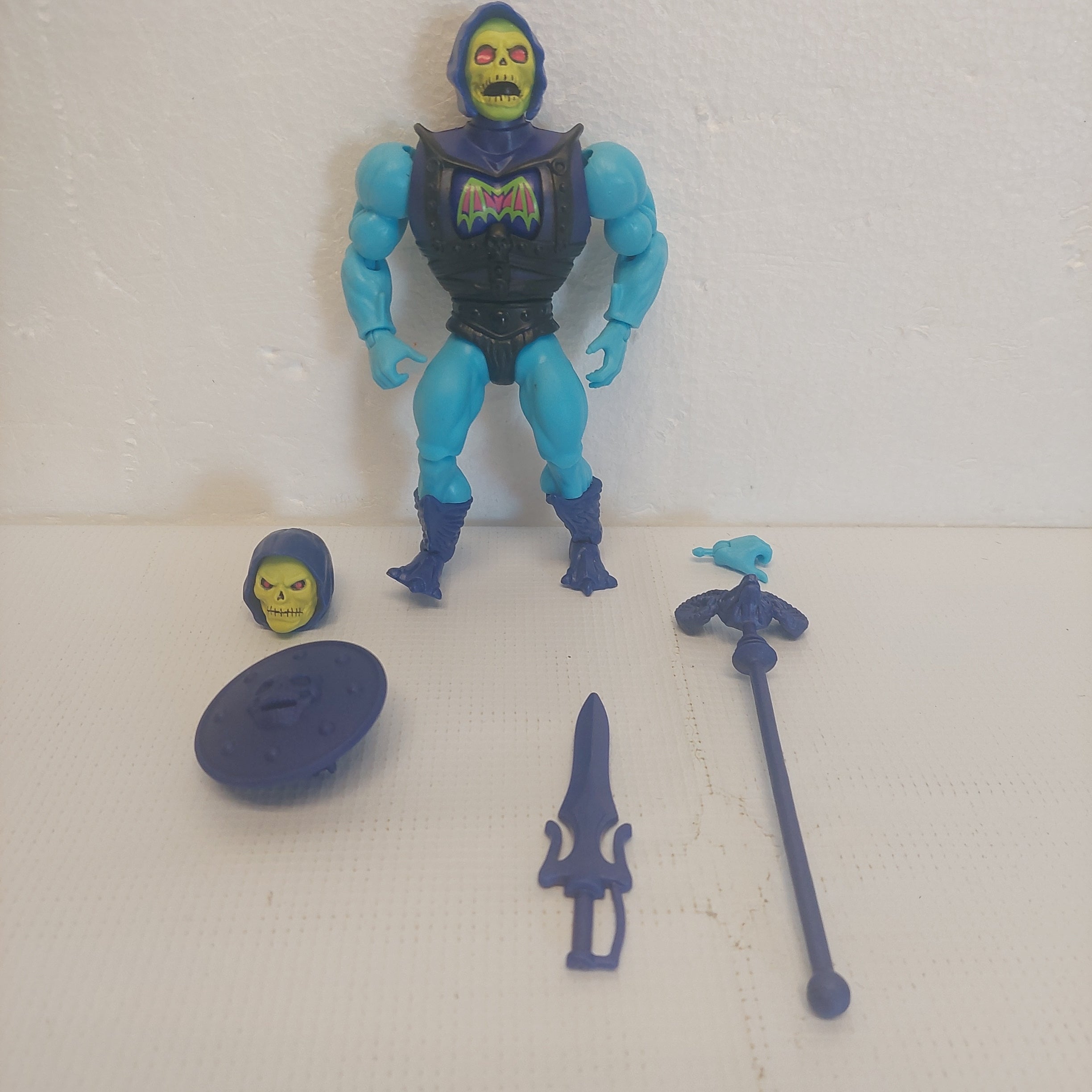 MOTU Origins Battle Armor Skeletor Figure Complete