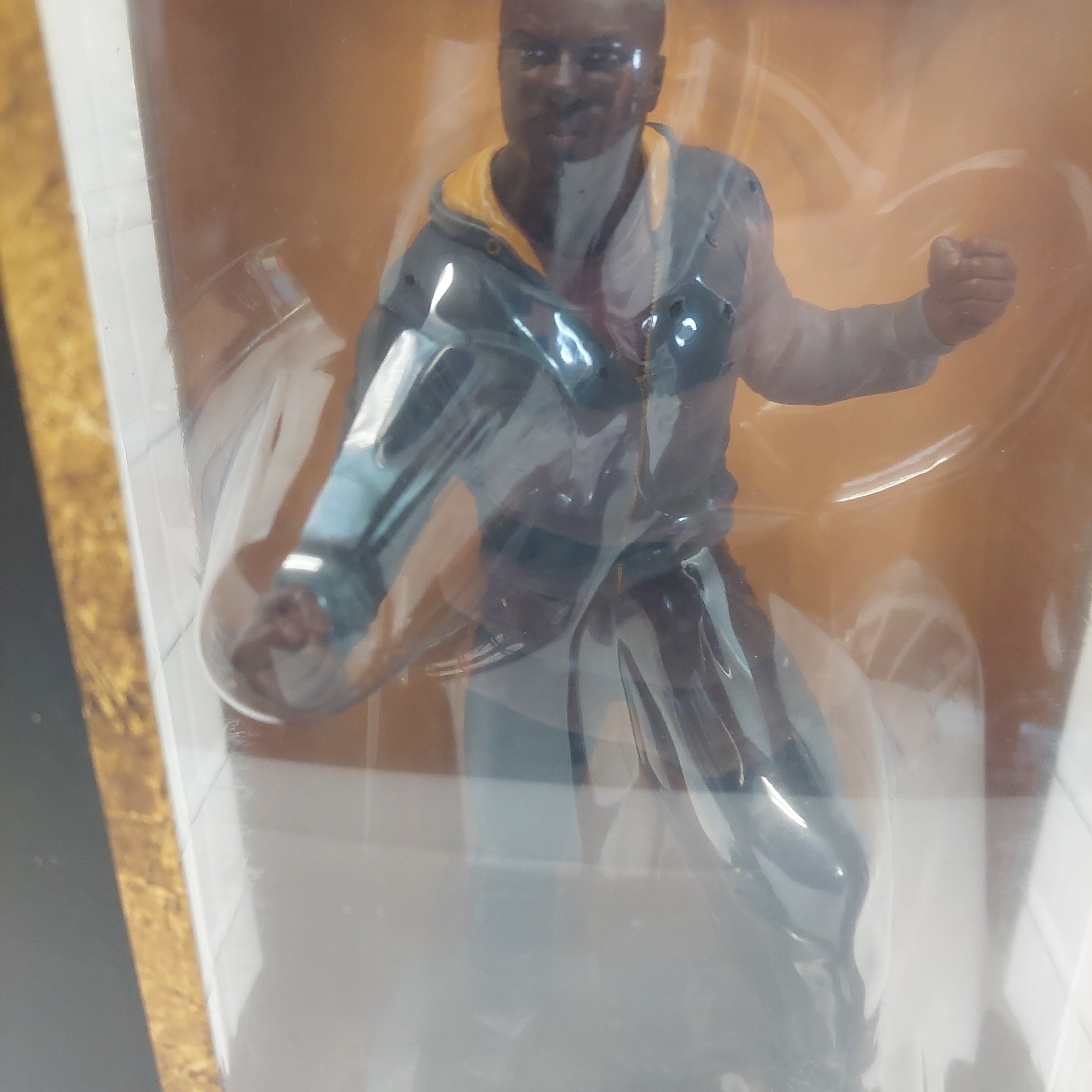 Diamond Select Toys Marvel Luke Cage Netflix